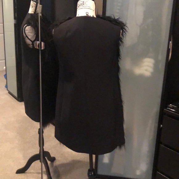 Theory faux fur vest - Picture 2 of 5